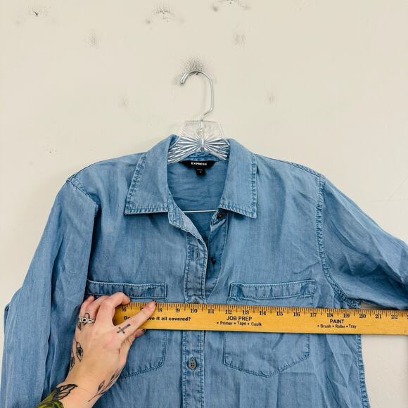 Express Blue Denim Long Sleeve Button Up Shirt Women’s Size M - Picture 4 of 7